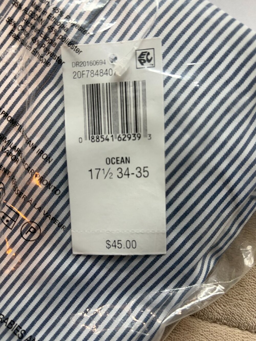 Van Heusen Pinpoint buttondown